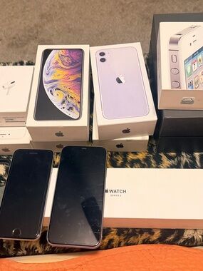 Apple iPhone and Accessories Lot with Purple iPhone Box